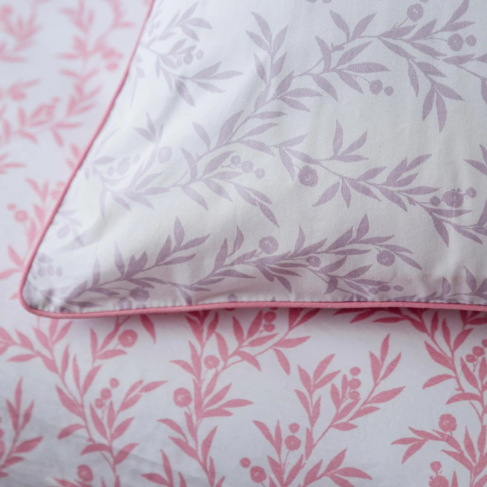 Parure de lit en percale pure, motif floral lilas et rose (FR)